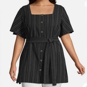 A.N.A Black & White
Pinstripe Button-Up & Belted
Shirt Size 1X